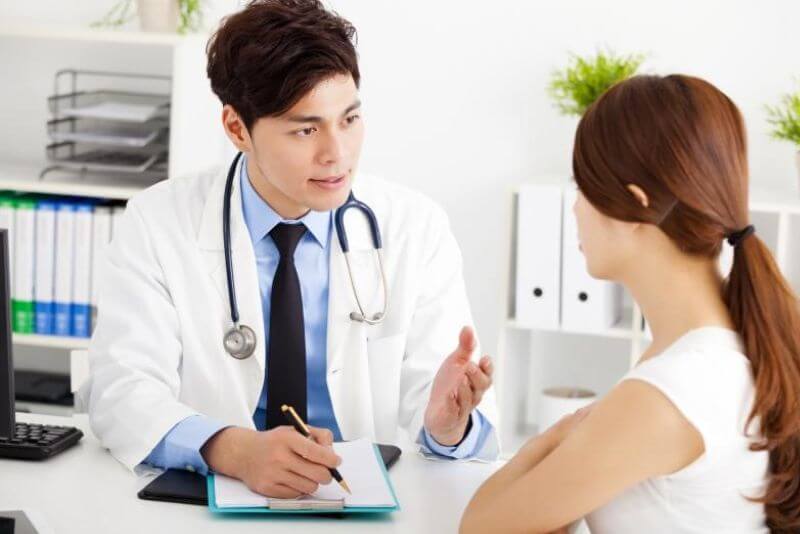 Nha sĩ hướng dẫn cách chăm sóc răng tại nhà sau khi xử lý tủy răng